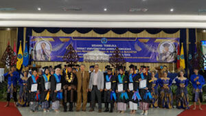 Unla Wisuda 490 Lulusan: Siap Hadapi Era AI, Alumni Dituntut Jadi Agen Perubahan